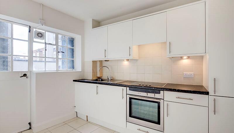 2 bed property in 145 Fulham Road, London